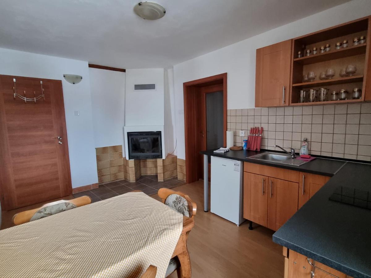 Apartmany Krasne Zatisi Krasno Exterior photo